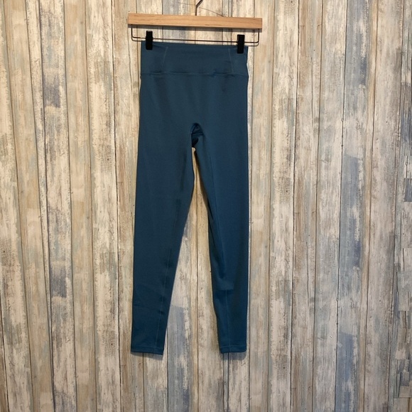 NWT Oner Active Timeless Lesggings | Regular Length | Lake Blue | Small - Picture 2 of 7